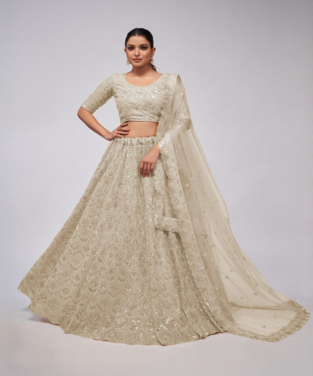 Off-White Lehenga aus Soft Net Desiwear