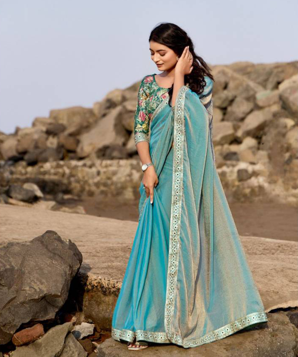 Blauer georgette Saree mit eleganter Bluse