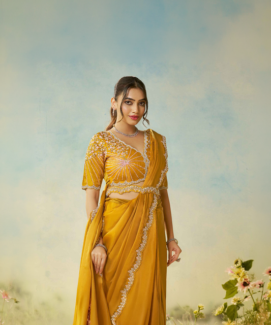 Gelber Mahotsav Odyssey Satin-Seide Designer Saree