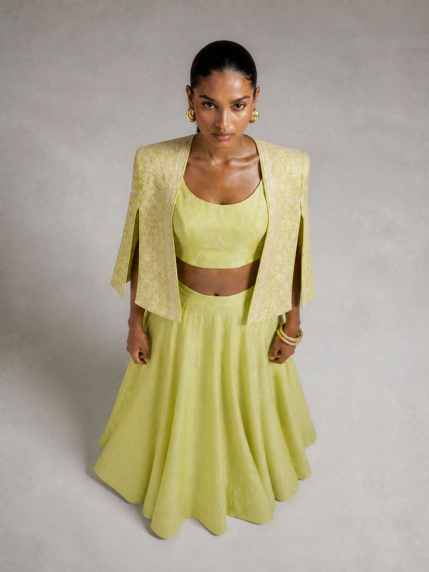 Allnen Crush Lehenga Choli – Sequin & Stickerei Collection