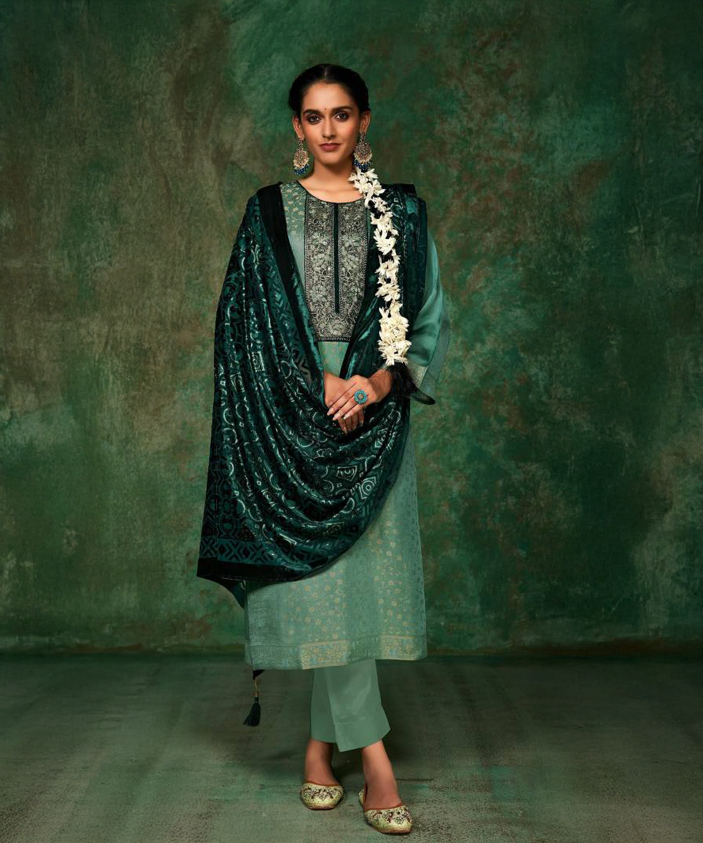 Grünes Salwar Kameez — Grün — Sofort lieferbar