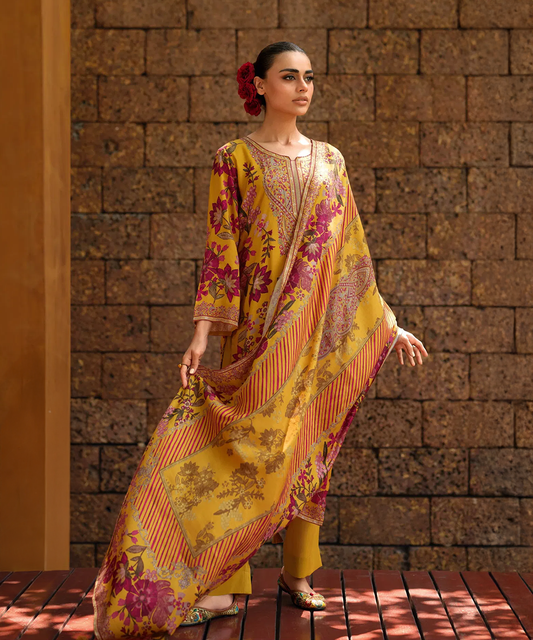 Gelber Salwaar Kameez mit Pinkem Blumenmuster aus Viscose Desiwear