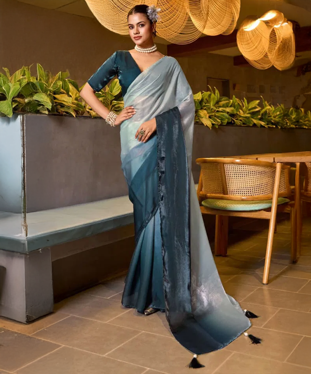 Türkises Saree mit Ombre Farbverlauf aus Satin - Desiwear