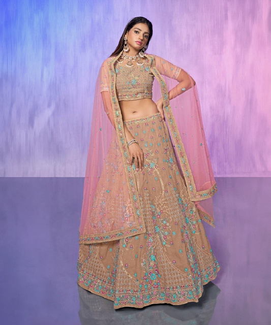 Pinkes Lehenga mit bunten Verzierungen Desiwear