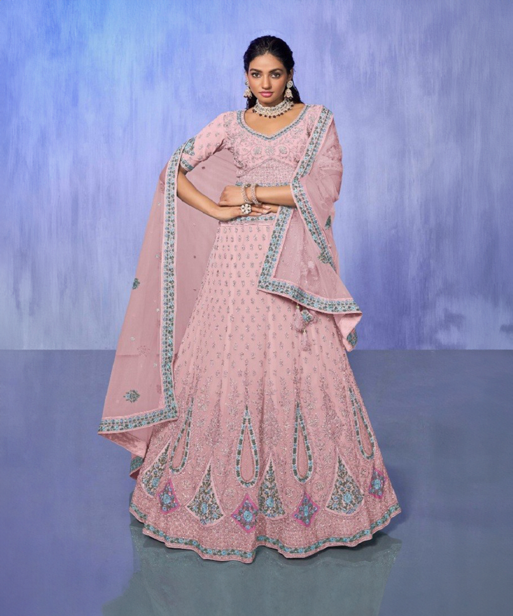 Pinker Lehenga mit grauen Akzenten Desiwear
