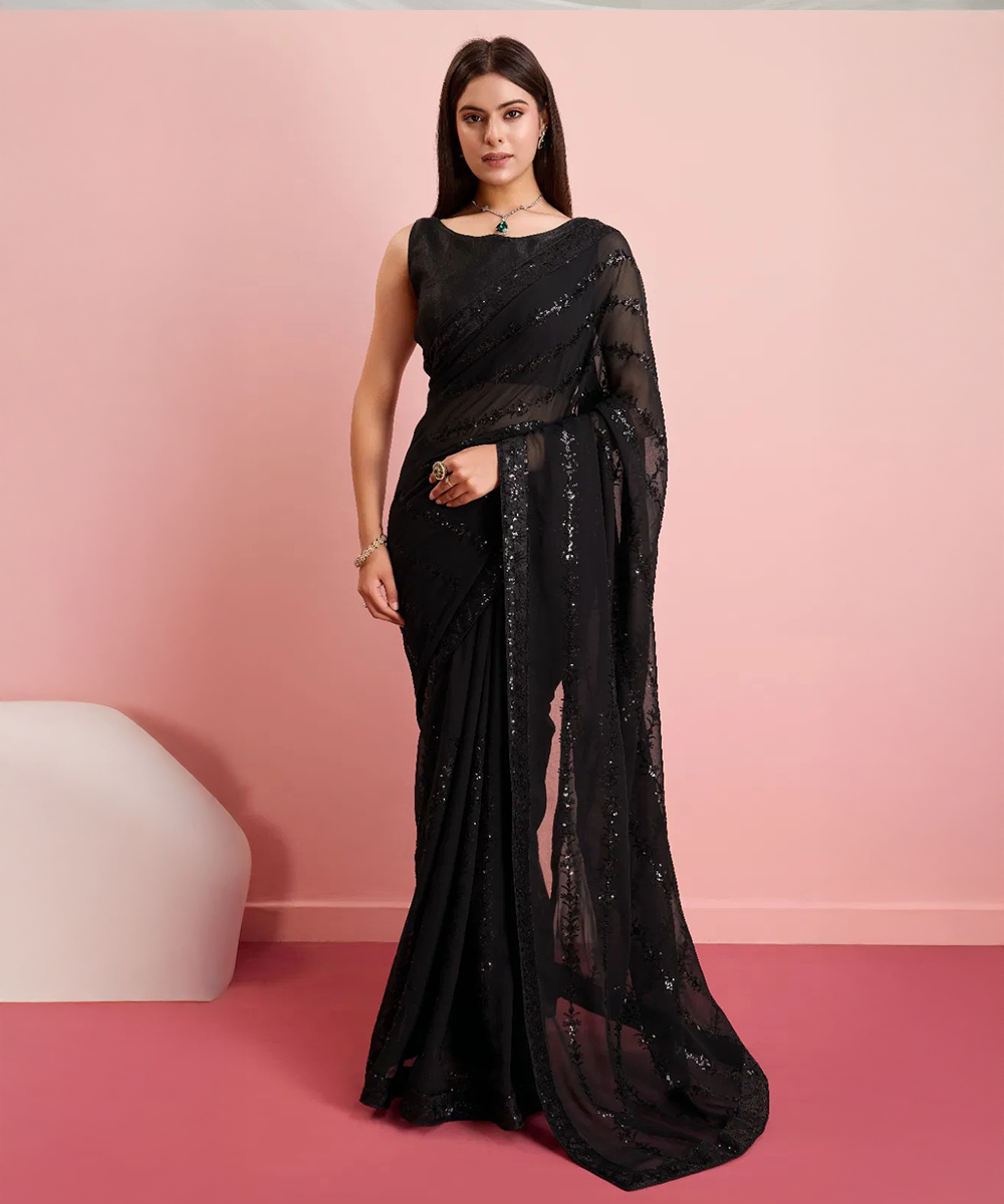 Schwarzes Saree mit dezenten Pailletenakzenten — Schwarz — Sofort lieferbar