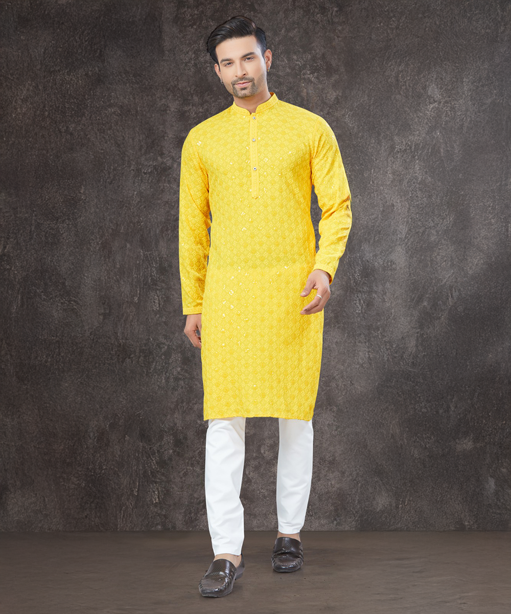 Eleganter Kurta Pajama – Strahlende Eleganz in Gelb Desiwear